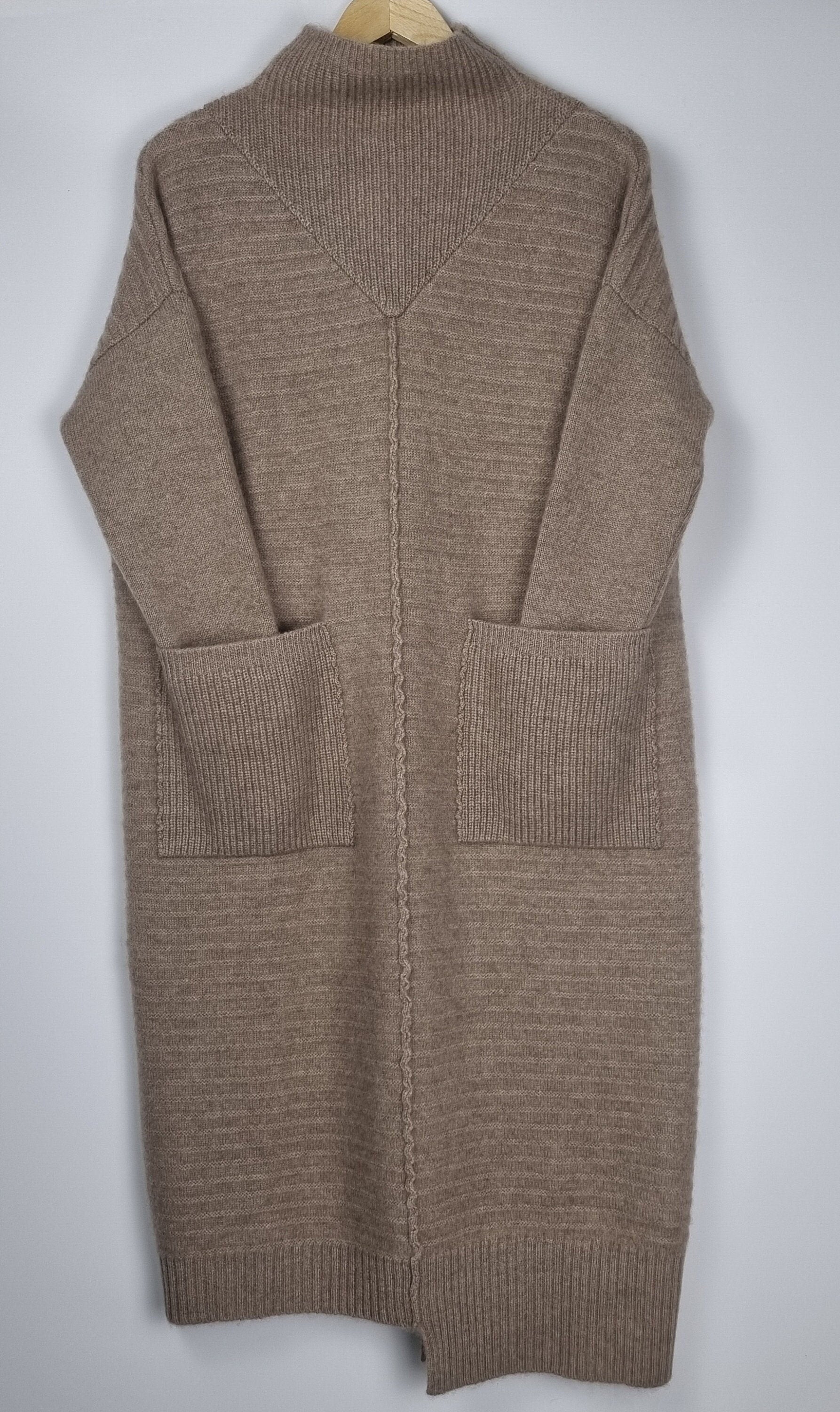 Elegantes Kaschmirkleid aus reiner Kaschmirwolle