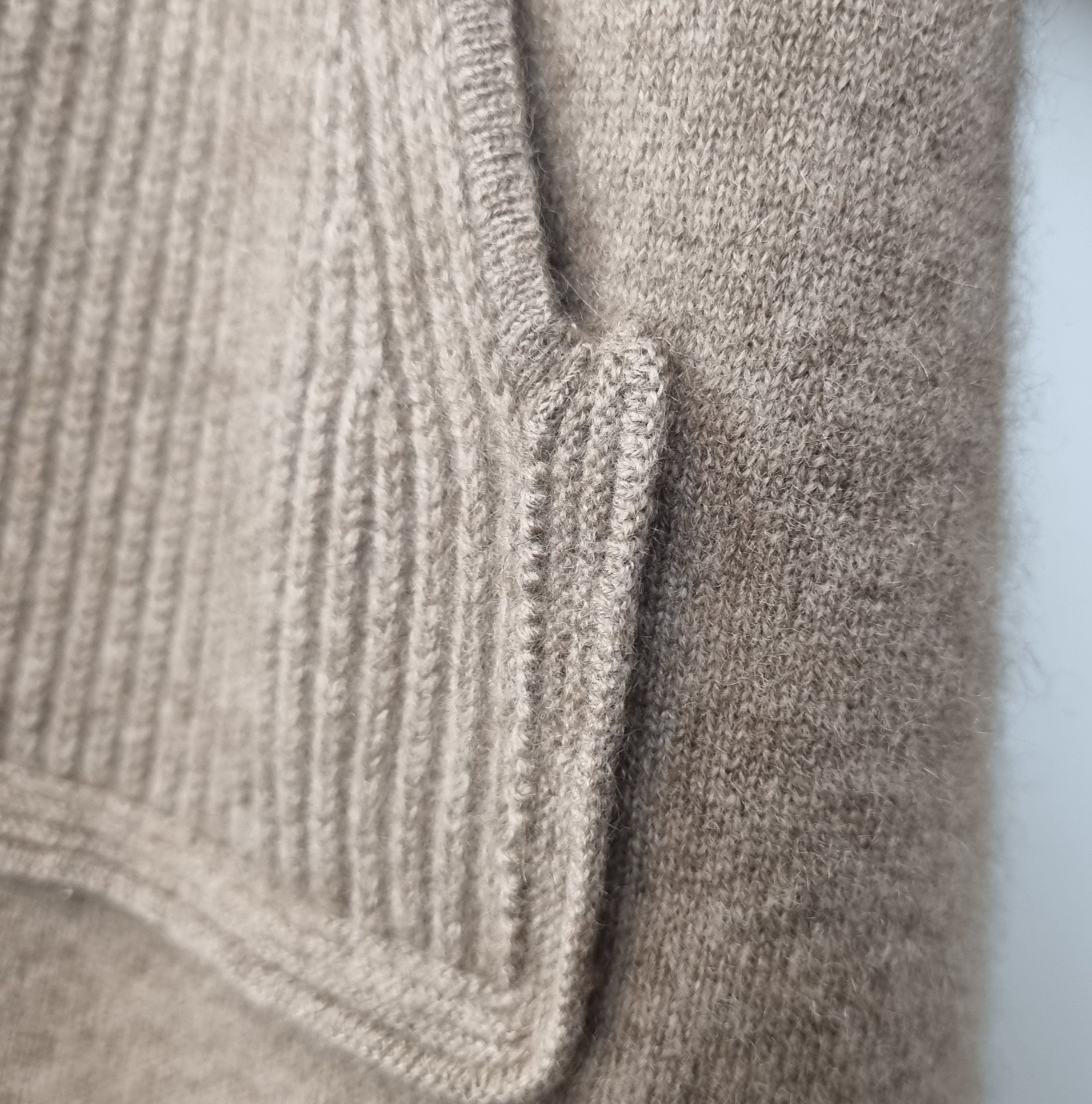 Dicker langer Cardigan aus reiner Kaschmirwolle - Bild 7
