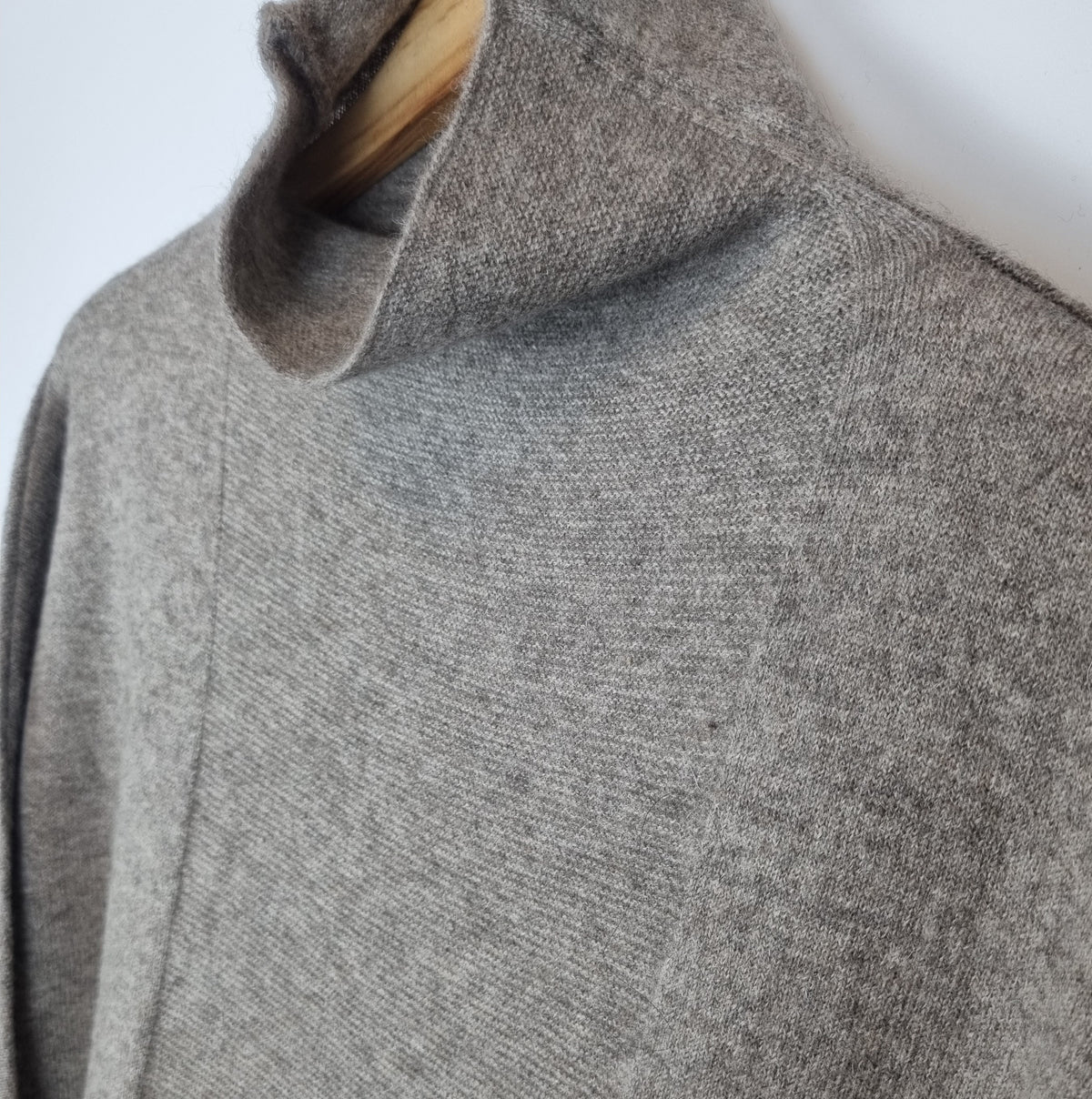 Elegantes Kaschmirkleid aus reiner Yakwolle - Bild 8