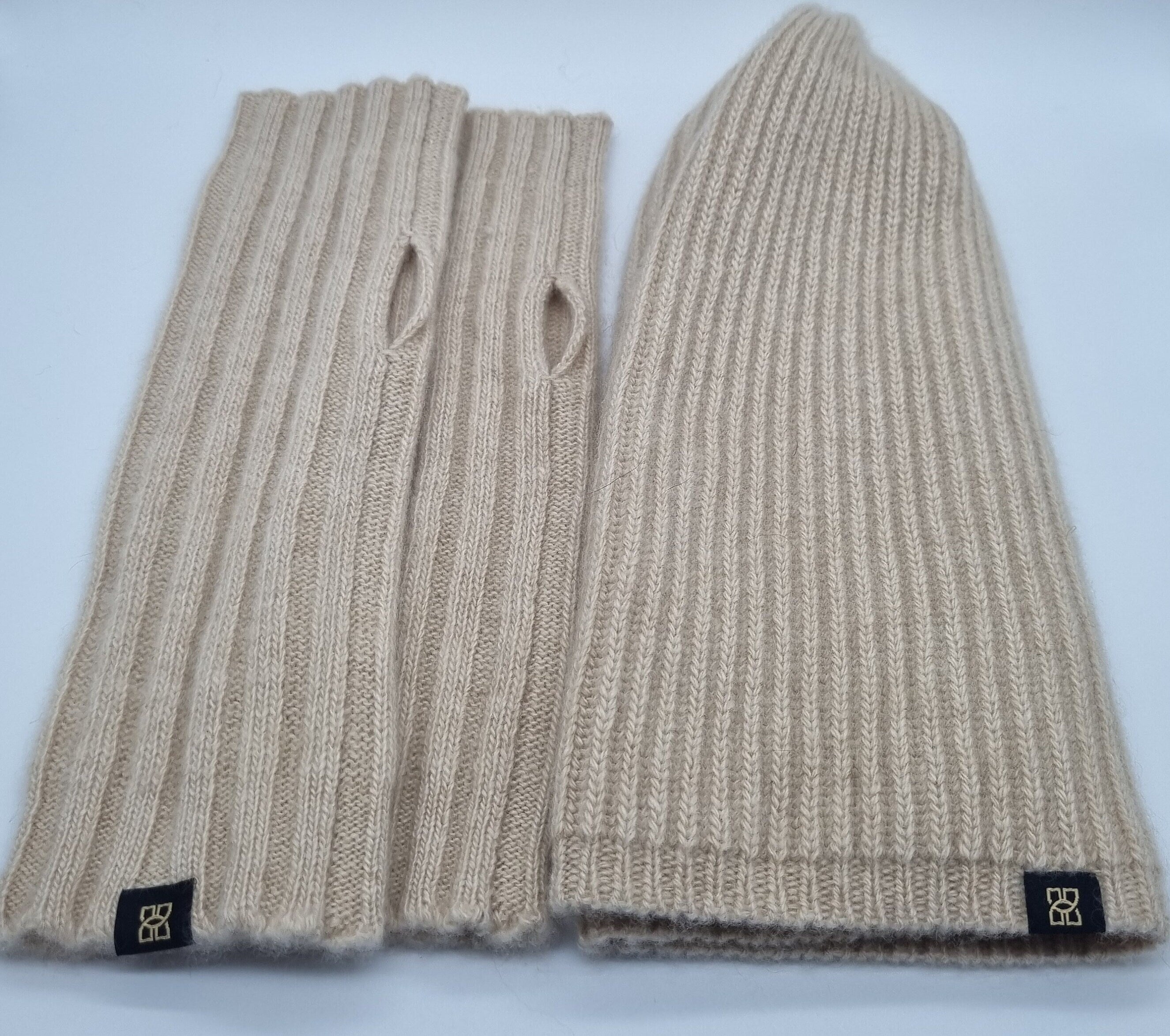 Elegante Pulswärmer aus reiner Kaschmirwolle - Bild 3