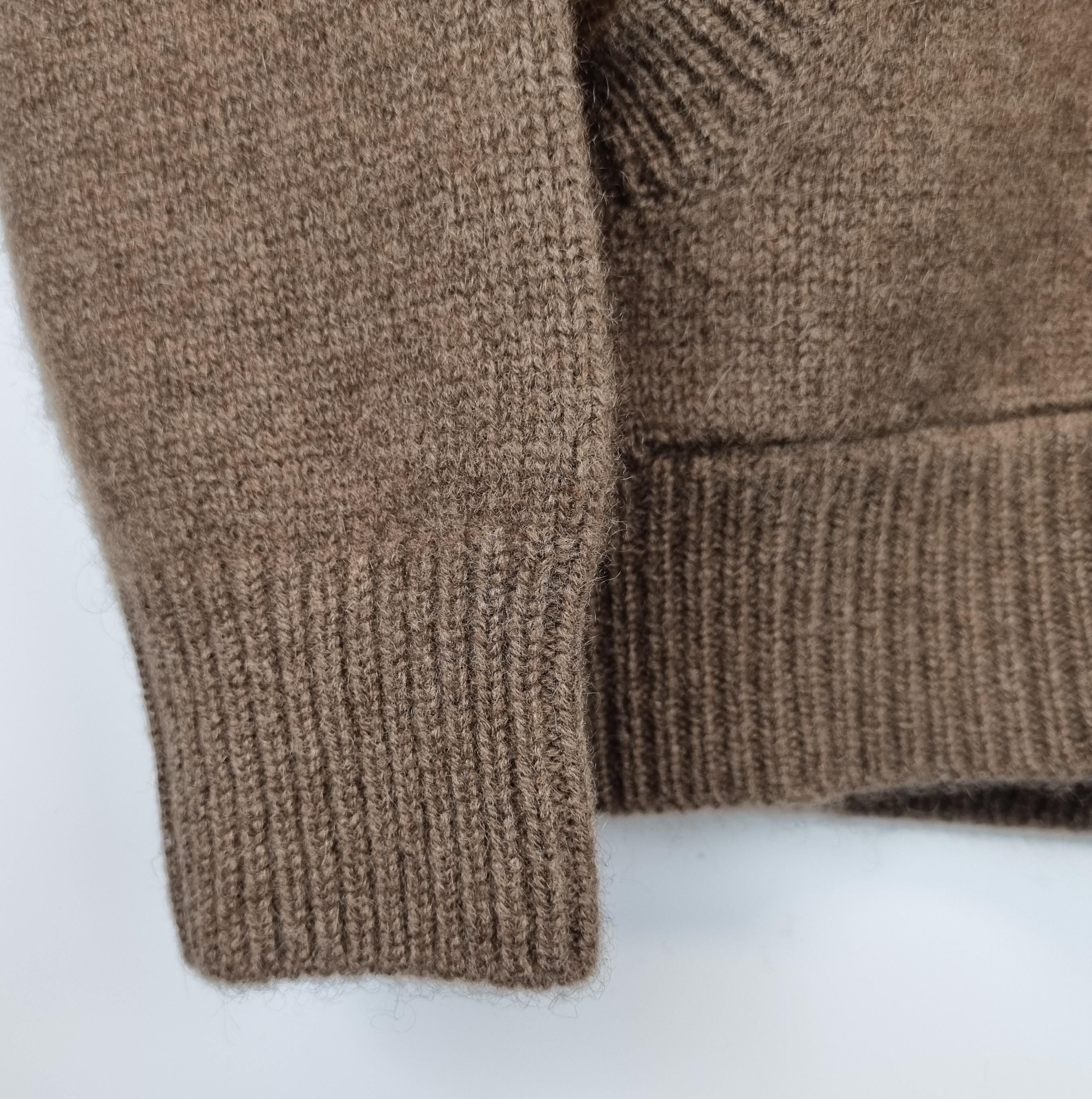 Leichte Strickjacke aus reiner Yakwolle - Bild 9