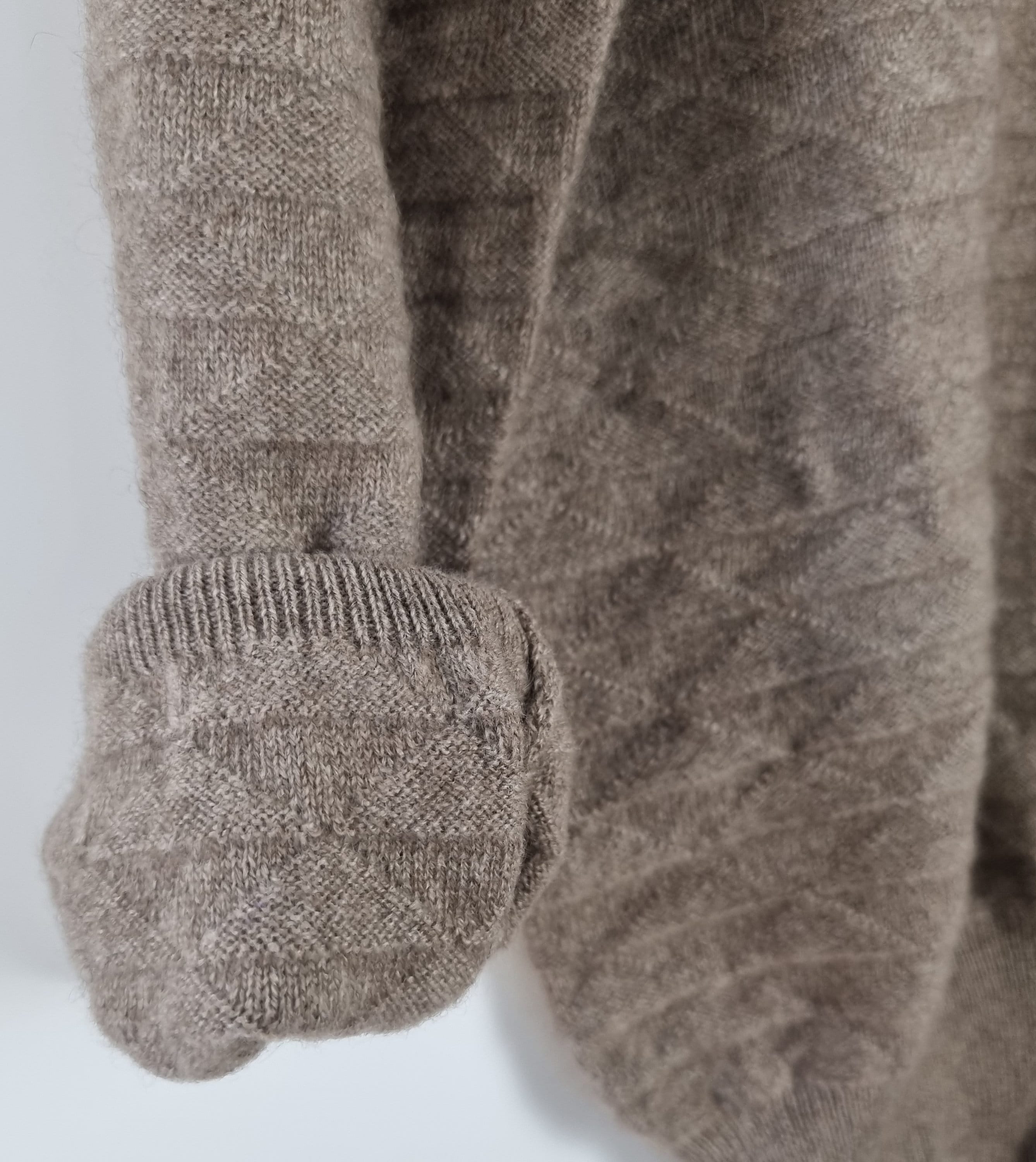 Hochwertiger Unisex-Pullover aus reiner Kaschmirwolle - Bild 5