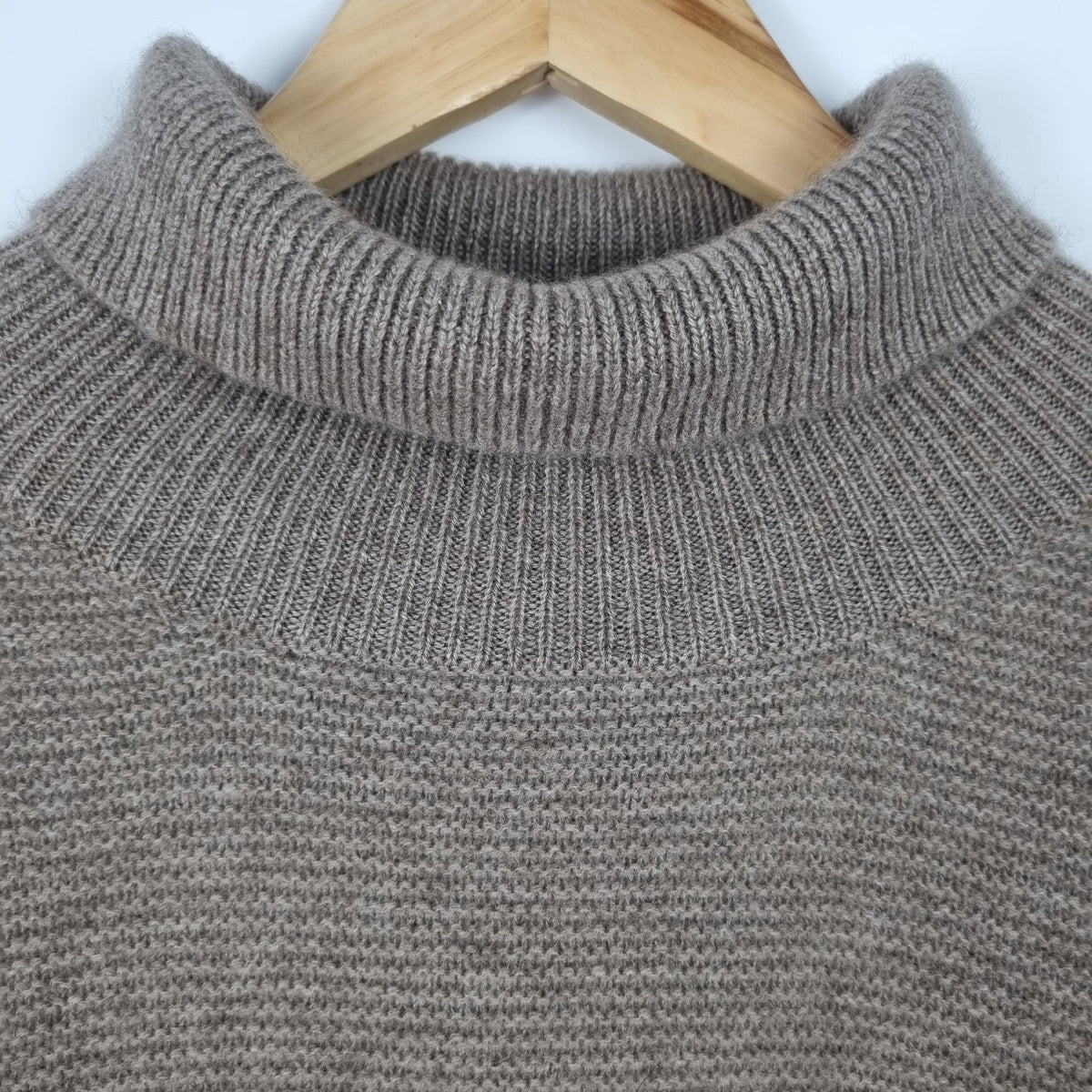Hochwertiger Rollkragenpullover aus reiner Kaschmirwolle - Bild 3