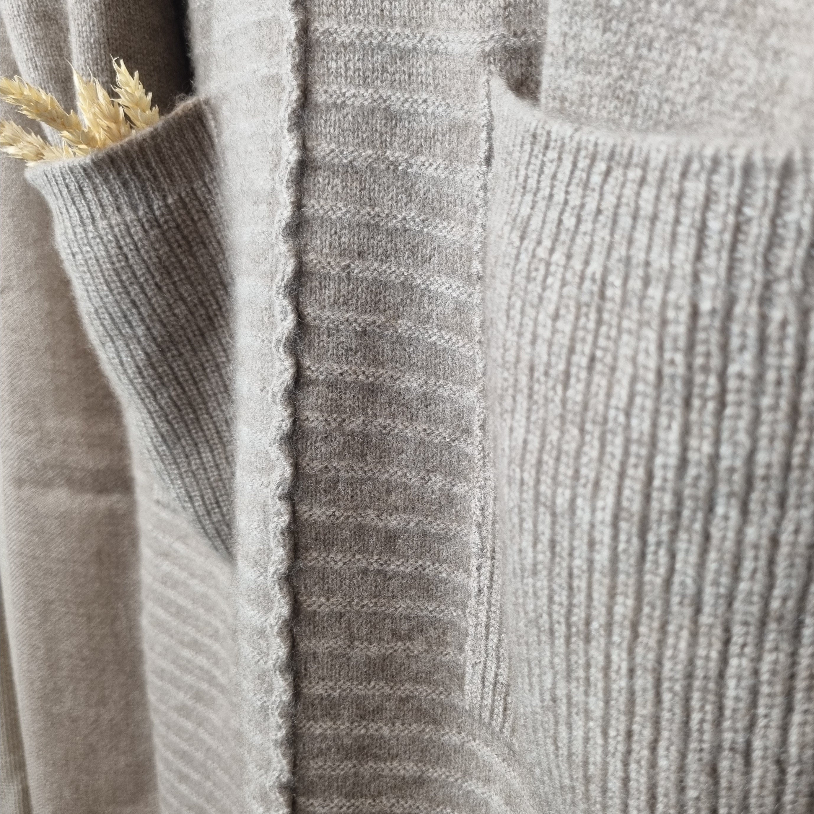 Elegantes Kaschmirkleid aus reiner Kaschmirwolle - Bild 5