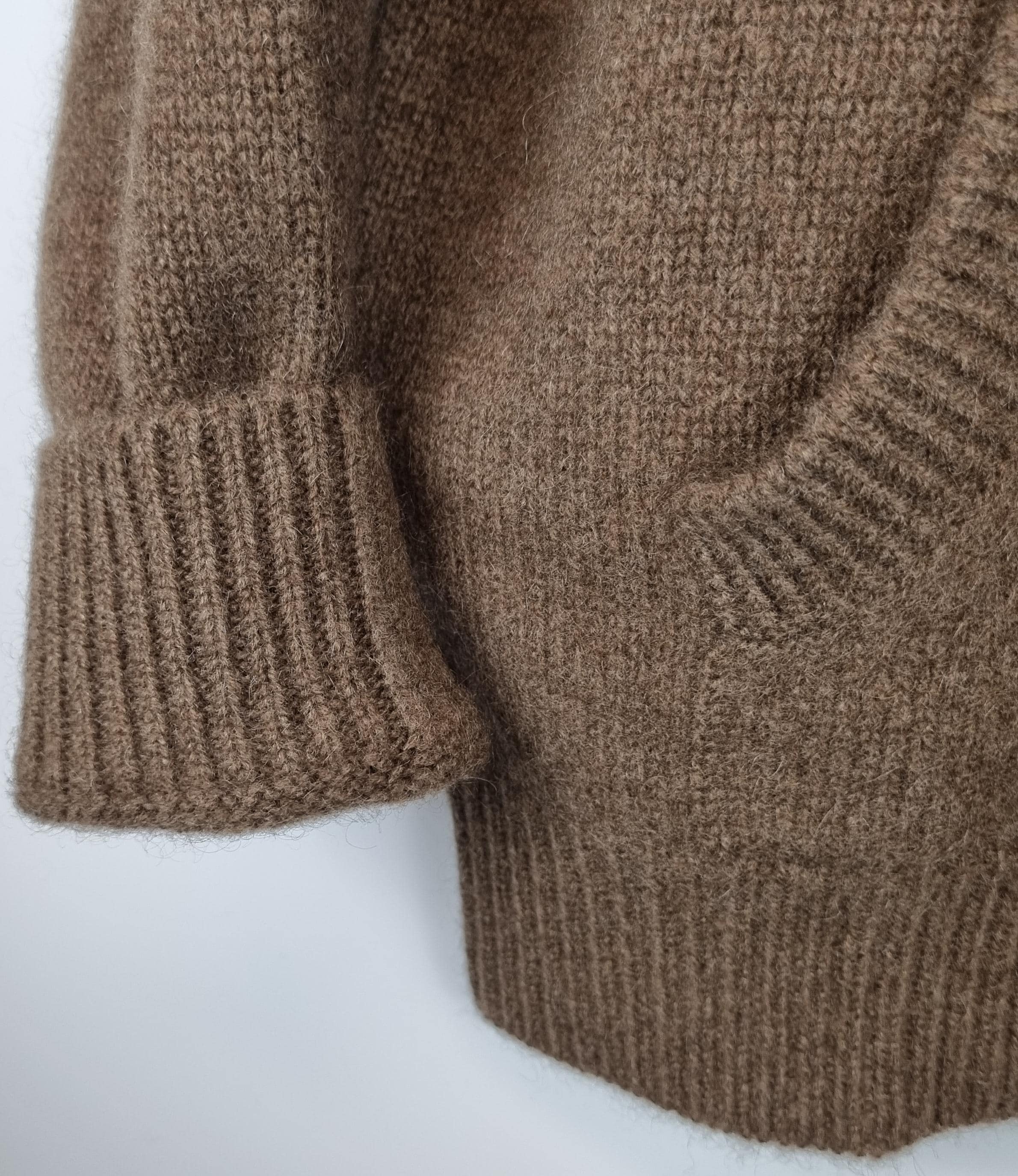 Leichte Strickjacke aus reiner Yakwolle - Bild 6
