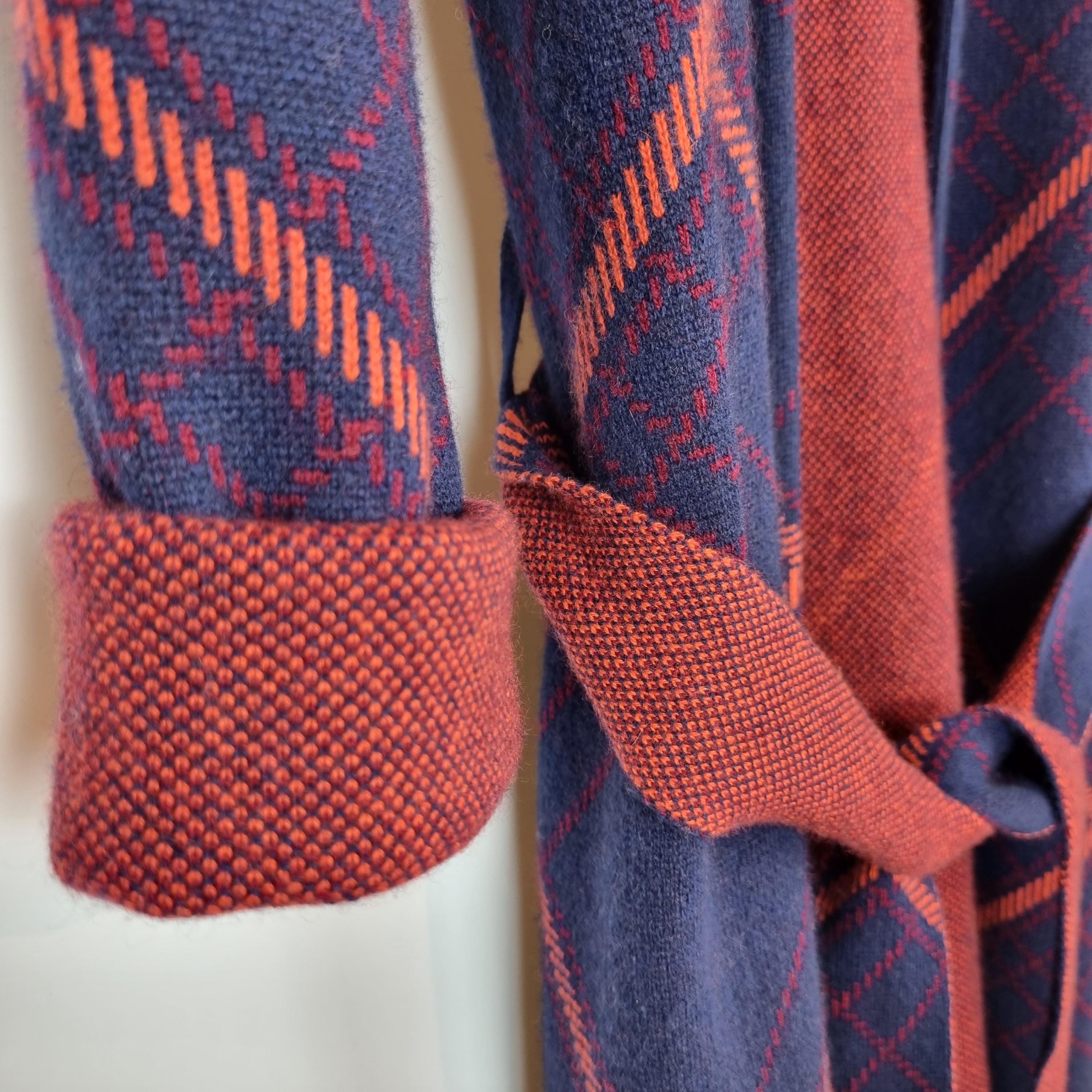 Eleganter Cardigan mit Muster aus reiner Kaschmirwolle - Bild 4