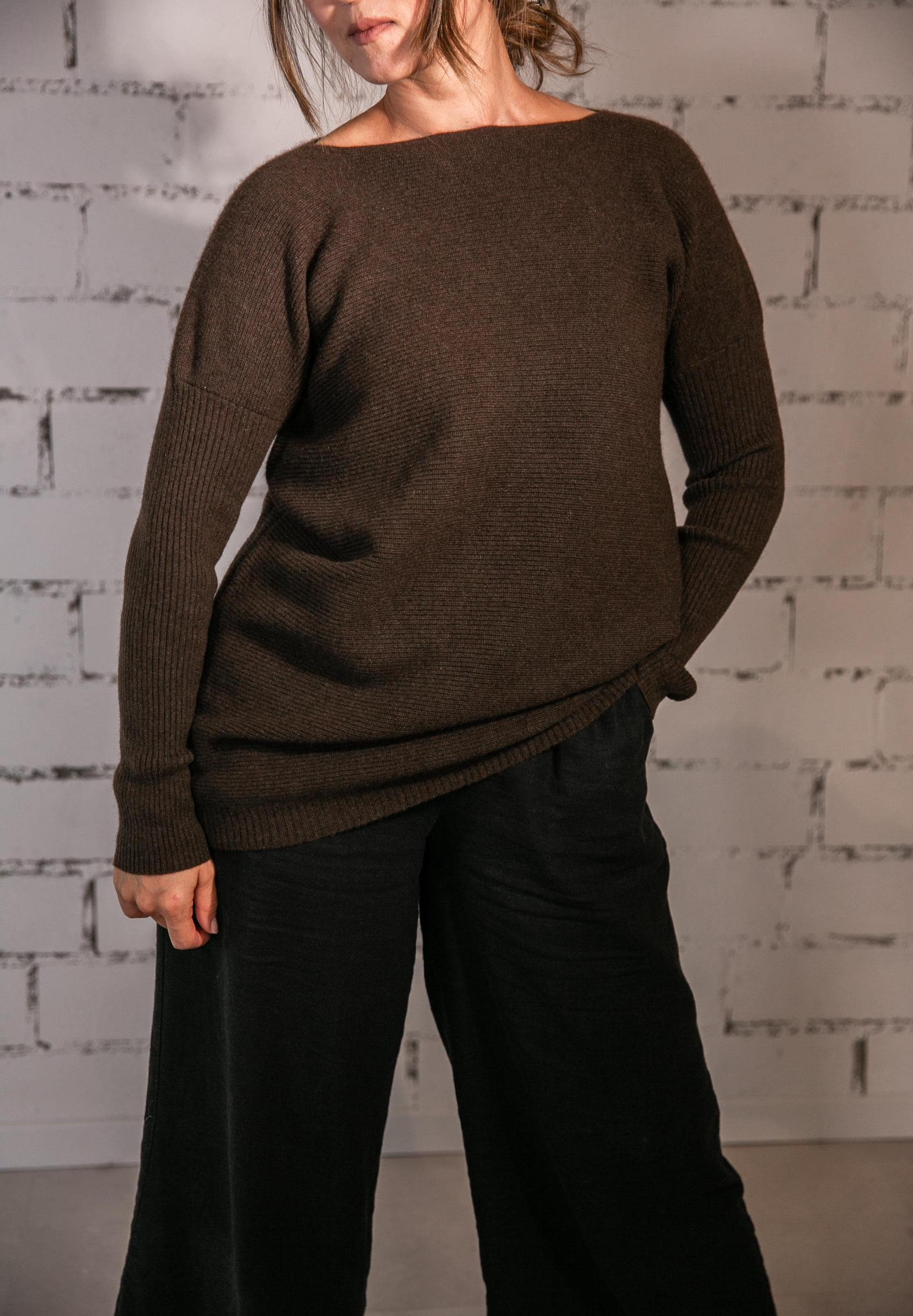 Langer Pullover in Umhangform aus reiner Yakwolle - Bild 5